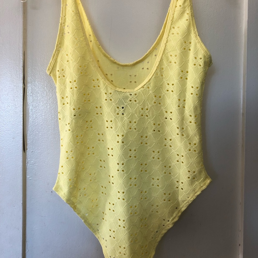 Spring Bodysuit 🌻 - Picture 2 of 7